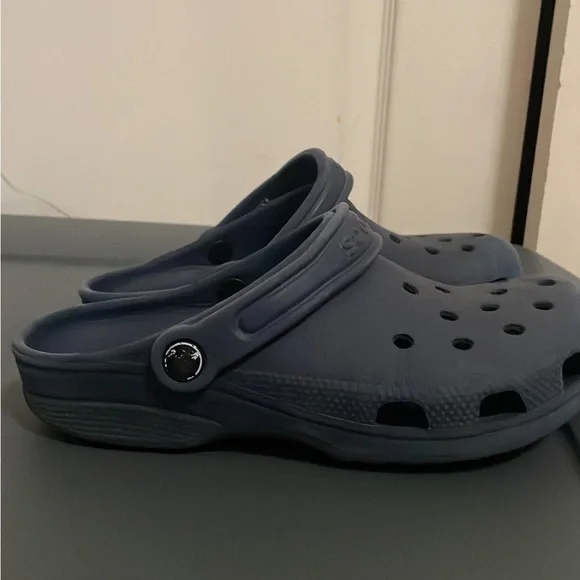 Crocs - Picture 4 of 6